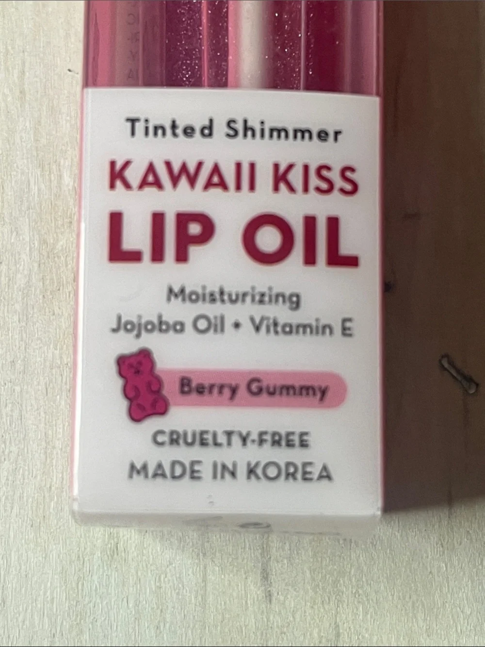 The Crème Shop x Hello Kitty Kawaii Kiss Lip Oil - Berry gummy